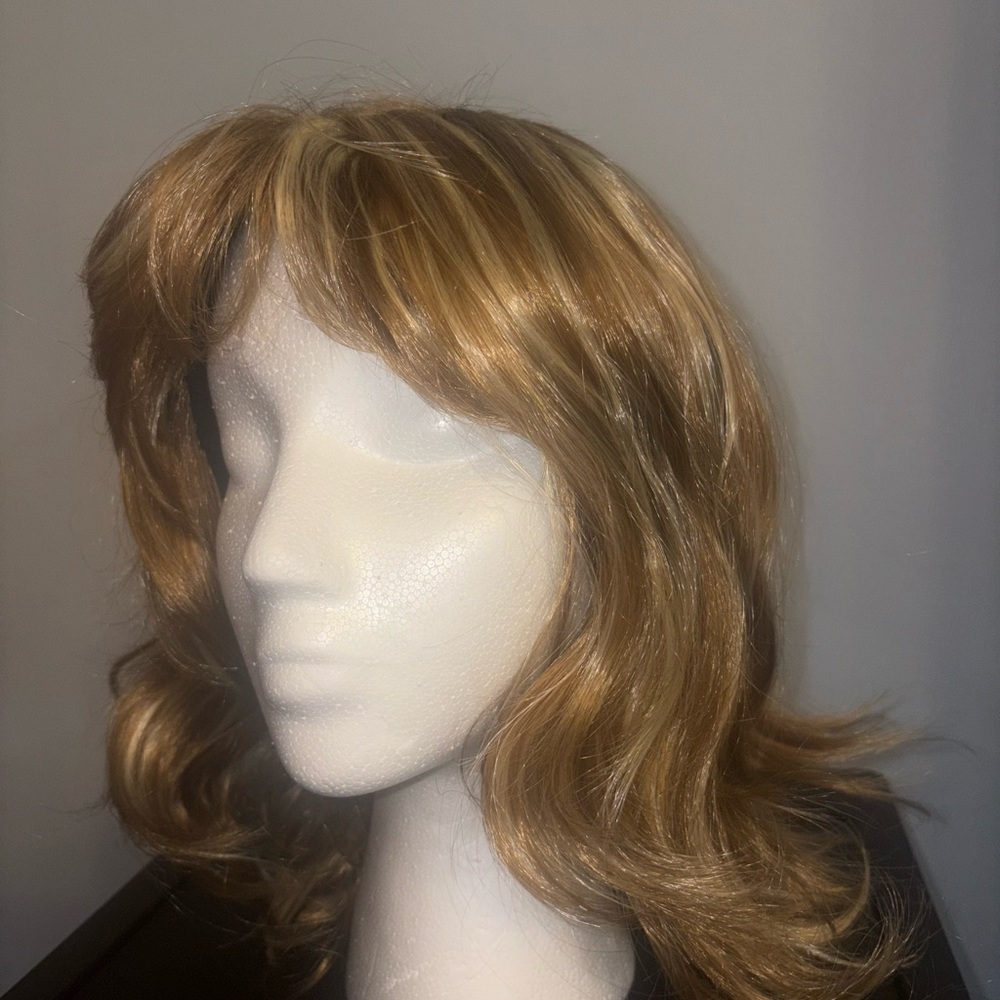 Stylish Brown Wig for Women